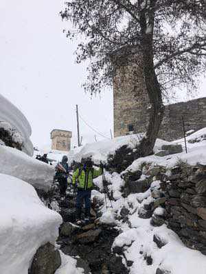 Non ci si stanca mai di sciare nello Svaneti (Georgia)